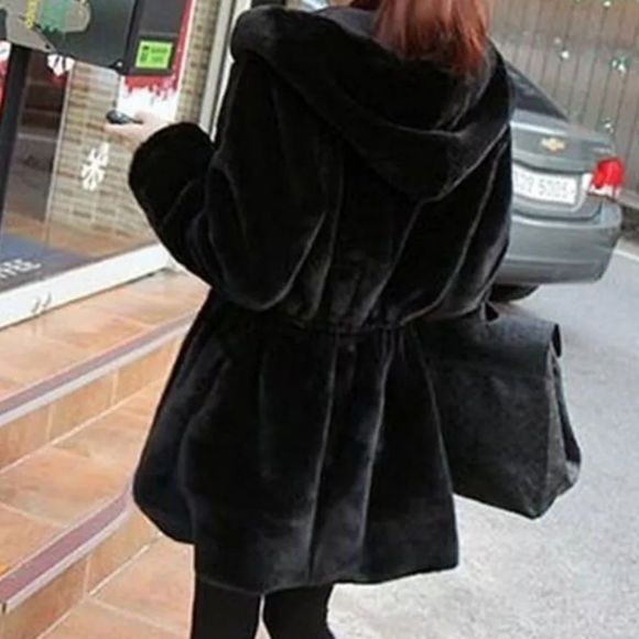 Jacket in fur New With tags,,two- sided wear - Picture 2 of 7